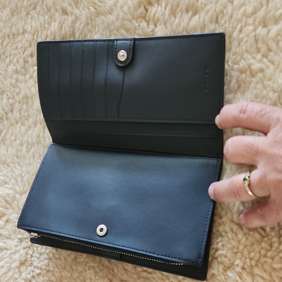 NWOT Coach Sage Pebbled Leather Slim Zip Wallet ๐๐๐ฉต - Picture 11 of 16